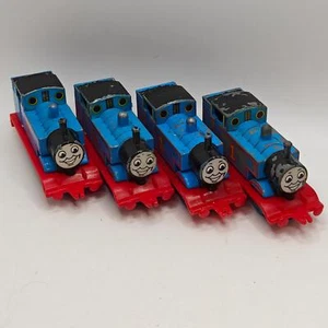 ERTL - THOMAS con cara de papel - Thomas & Friends tren ferroviario fundido a presión de metal - Imagen 1 de 12