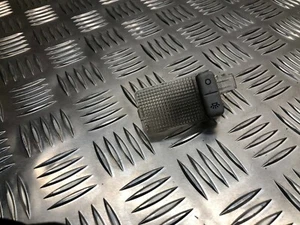 B3 Ford XS71-17C 704ADW HELLA - Picture 1 of 4