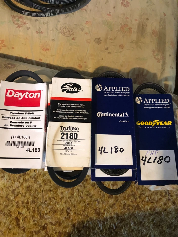 Cinturones en V automotrices 4L180, 3 correas por $25,00 nuevos. Envío gratuito. esto es para 3 Foto 1 de 3