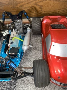 Team Associated RC10GT Rc Truck For Parts Or Repair - Picture 1 of 9