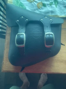 Harley-Davidson Softail Swing Arm Bag 2015 - Picture 1 of 7