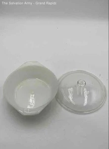 Anchor Hocking Fire King White Collectible Kitchen Table Top Casserole With Lid - Picture 1 of 6
