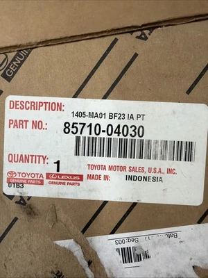 FRONT RIGHT DOOR WINDOW MOTOR 85710-04030 OEM 2016-2023 TOYOTA TACOMA CREW CAB - Image 1 of 3