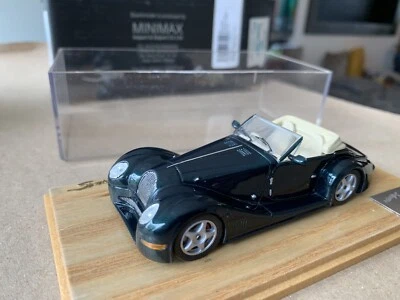 RARE SPARK SPMN02 1/43 CAR MODEL: MORGAN AERO 8 IN BRITISH METALLIC GREEN - Image 1 of 4