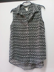 ärmellose schwarz-weiß gemusterte Bluse Gr. 38 von H&M - Bild 1 von 2