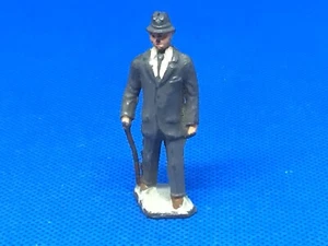 Taylor And Barrett, Man With Walking Stick, Pink 400 - Bild 1 von 6