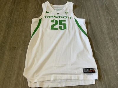 Nike Oregon Ducks Basketball #25 Jersey Men’s 48 Length +4 Used White 2018-2019 - Image 1 of 4