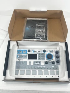 Arturia Spark LE Creative Drum Machine con software manca cavo di ricarica usb - Foto 1 di 7