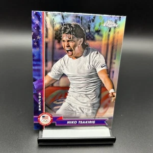 2024 Topps Chrome USA Olympics Chrome Refractor #70 Niko Tsakiris Soccer - Bild 1 von 2