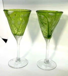 Zwei mundgeblasene Kunstgläser Weinkelch Gläser grün Stielgläser Bargeschirr - Bild 1 von 12