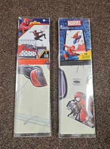 Lote de 2 calcomanías de pared reutilizables Marvel Spiderman Roommates nuevas en caja - Imagen 1 de 2