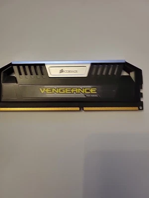 8GB Corsair Vengeance Pro DDR3 (2X4GB) 2133MHz - Image 1 of 4