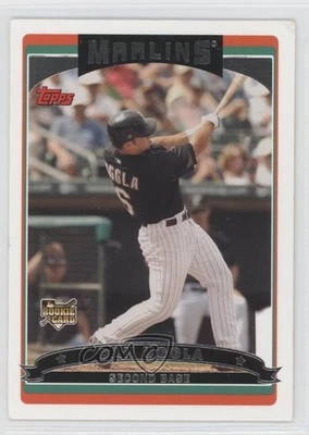2006 Topps Dan Uggla #631 Rookie RC - Image 1 of 2