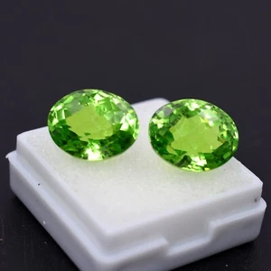 Coppia Peridoto Verde Naturale 18 Ct Taglio Ovale Gemme Sciolte CERTIFICATE Migliori per Regalo - Foto 1 di 6