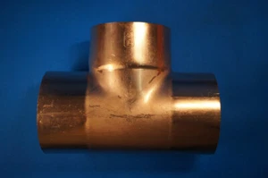 Camiseta HVAC Cobre Montaje CxCxC 3-1/8" Flaring ID 80mm - Imagen 1 de 4