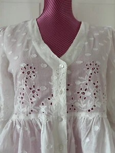 NEW LOOK.. Blusa blanca manga corta bordada inglés talla 10 - Imagen 1 de 7