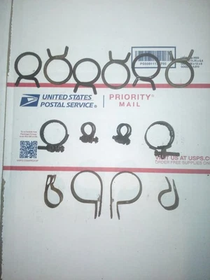 Lote de 14, 50's Várias Braçadeiras de Mangueira, Suportes de Montagem de Linha de Combustível/Água de Fio Duplo - Imagem 1 de 4