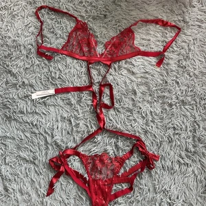 Victoria’s Secret Wicked Unlined Bow Embroidery Bra Thong Set Shine Red - Picture 1 of 7