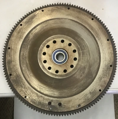 Volante RESUELTO para International con rodamiento 14 pulgadas 138 dientes 1821916C1 (F3) Foto 1 de 4