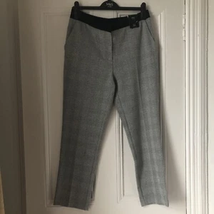 Marks and Spencer Collection Slim Leg Hose Gr. 12 Regular - Bild 1 von 5