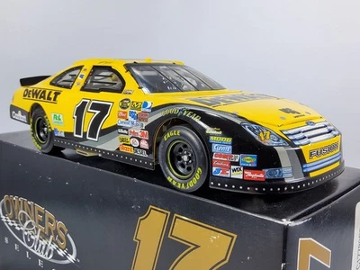 Matt Kenseth DeWalt 2007 NASCAR 1:24 Diecast Motorsports Authentics - Image 1 of 4