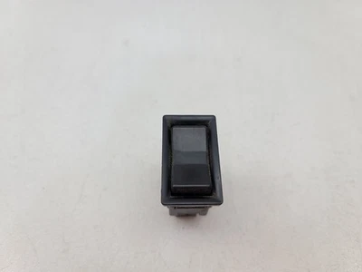 Interruptor de control de bloqueo de puerta delantera Toyota Celica Supra MK2 1982-1983 Foto 1 de 4