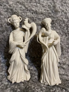 Vintage White Ceramic Asian Figurines - w/Roosters Bisque - Picture 1 of 9