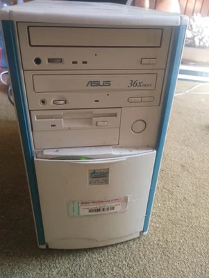 klassiker vintage computer  intel celeron 333mhzcpu  256mb ram working - Bild 1 von 4