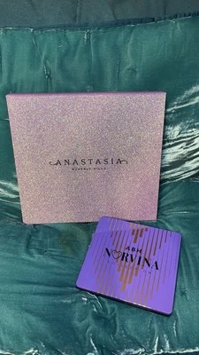 Colección Anastasia Beverly Hills ABH Norvina Vol. 1 Juego Edición Limitada Foto 1 de 4