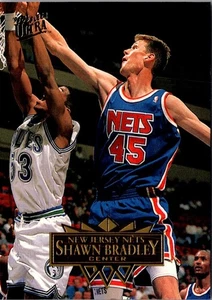 1995 Ultra Shawn Bradley #229 New Jersey Nets Basketball Card - Picture 1 of 2