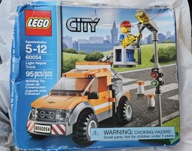 LEGO CITY Light Repair Truck 60054 95 Pcs. New In Box Read Description Legos