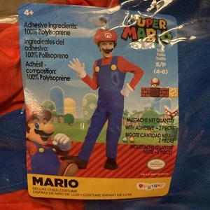 Mario Deluxe Costume Bambino Piccolo (4-6) Nuovo - Foto 1 di 11