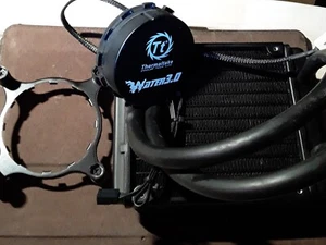 Thermaltake 3.0 PC Water Cooling System (CLW0222). - Photo 1/3