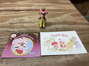 Mini figura Strawberry Shortcake on Rocking Horse envío rápido - Imagen 1 de 11
