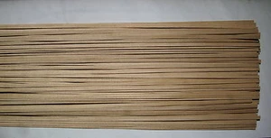 40 Holzleisten Zeder 1000 x 6 x 0,6 mm - Bild 1 von 1
