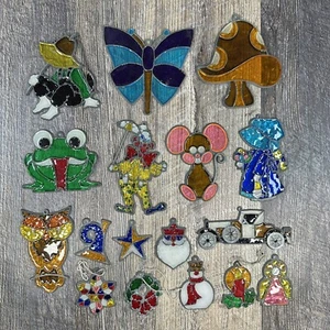 Lot of 17 Vintage Faux Stained Glass Plastic Ornaments Sun Catchers Christmas - Picture 1 of 12
