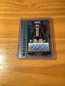 Tarjeta autógrafa 2022 Panini Chronicles WWE Finn Balor Prizm National Pride - Imagen 1 de 2