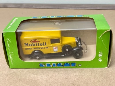 Camión de reparto Ford Camionnette 1934 vintage Eligor Mobiloil - escala 1/43 Foto 1 de 4