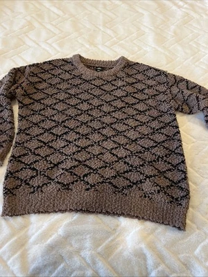 Bobeau Women's Size XL Pullover Sweater with A Black and Brown Diamond Pattern - Image 1 of 4