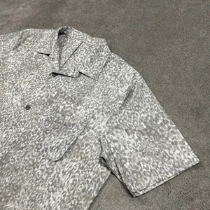 Camisa Lululemon Airing Fácil Para Hombre XL Abotonada Manga Corta Ligera Abstracta - Imagen 1 de 8