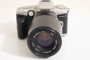 APPAREIL PHOTO Minolta Dynax 4 argentique 1990 Autofocus 24x26mm + OBJECTIF ZOOM - Foto 1 di 4