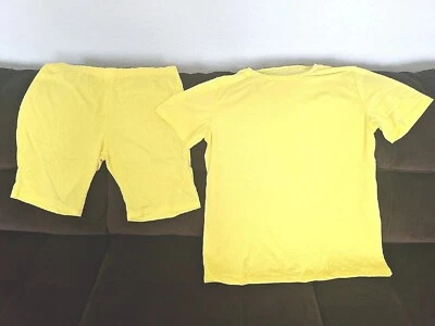 Women Tracksuits O-Neck Yellow Print Tops+Shorts Outfits 2 Piece Set. Size XL - Image 1 of 4