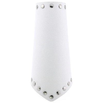 Brazaletes de muñeca de cuero PU con armadura gótica remache decoración medieval Foto 1 de 4