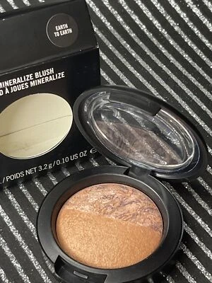 MAC Mineralize Blush EARTH TO EARTH Rare HTF Discontinued 0.10 Oz NIB - Image 1 of 4