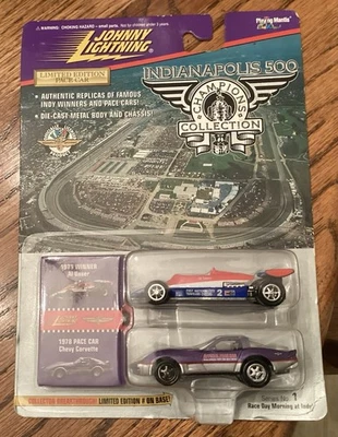 2 Johnny Lightning 1:64 Indy 500 Champion 1978 AlOur & Corvette Pace Car Foto 1 de 4