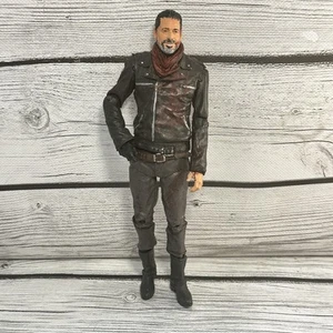 Figura de acción McFarlane Toys Negan Smith The Walking Dead TWD 2017 Bloody Negan - Imagen 1 de 15