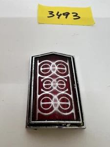 Lincoln Versailles Grill Medallion Ornamento 1977 1978 1979 1980 D74Y-8A223A - Imagen 1 de 11