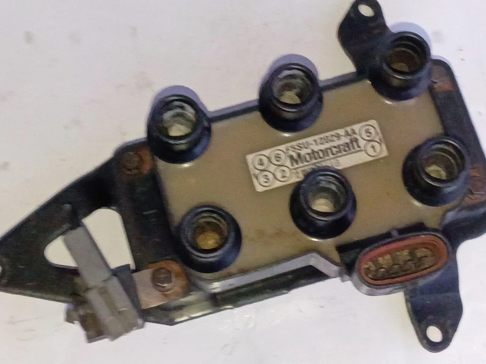 Комплект катушек зажигания 1994-2000 Ford Mustang Windstar Contour Taurus Cougar 3,8 V6 - Изображение 1 из 4