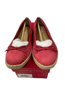 Kelly & Katie Katie Espadrille Flat, Color Strawberry, Size 8 M - Picture 1 of 6