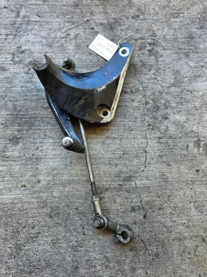 2006 2007 Victory Vegas Jackpot Передняя Левая Подножка Крепление Кронштейн Рычаг Передачи - Изображение 1 из 4